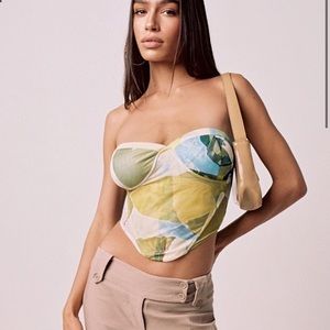 Tiger mist harpar corset